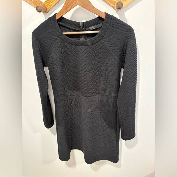 🌟PRANA🌟 Macee Raglan Slv Scoop Nk Textured Jacquard Knit Shift Dress Black - Picture 2 of 5